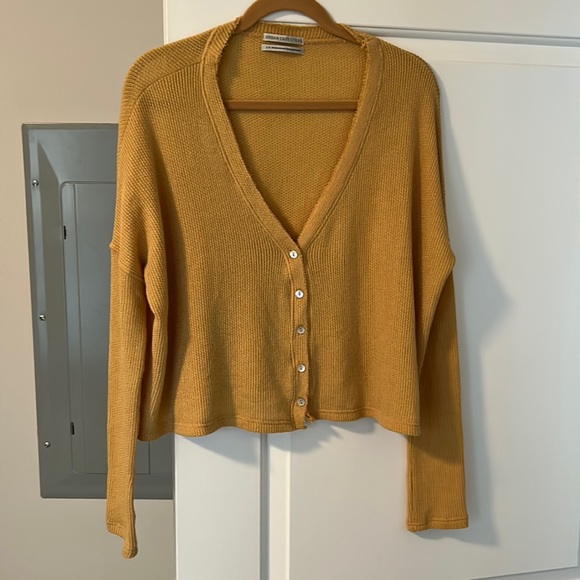 Urban Outfitters Sweaters - Urban Outfitters sweater/cardigan